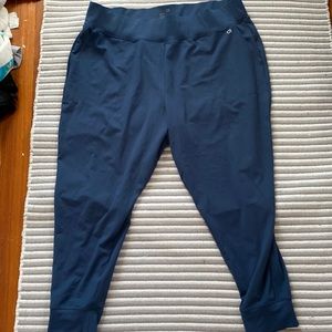 Gap Fit studio high rise jogger